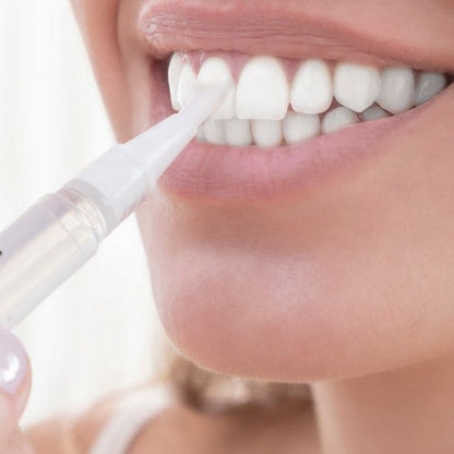 LÁPIZ BLANQUEADOR DE DIENTES CON FÓRMULA MEJORADA